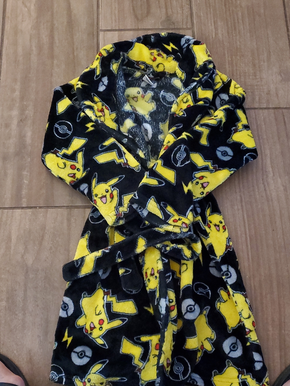 Pokemon Kids Black and Yellow Pikachu Fleece Robe